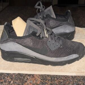 Men’s Nike Air Max 90 Ultra Flyknit Sneakers Thunder Grey size 9